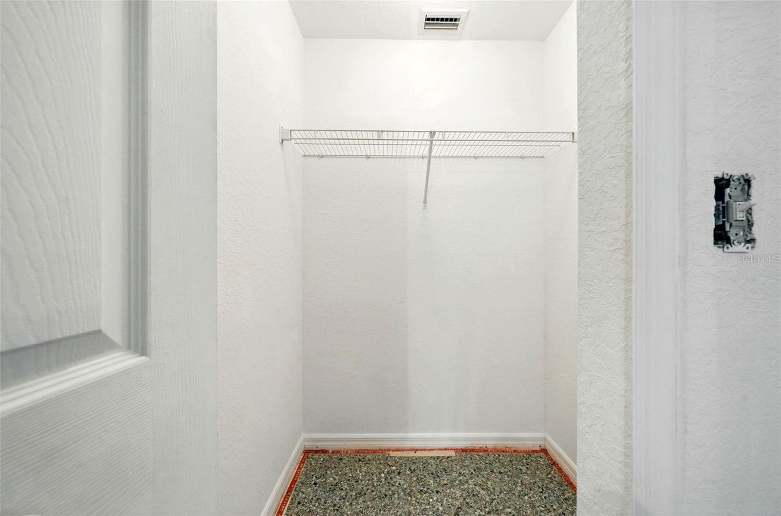 Image 41 of 49 For 202 Gordon Road Nw