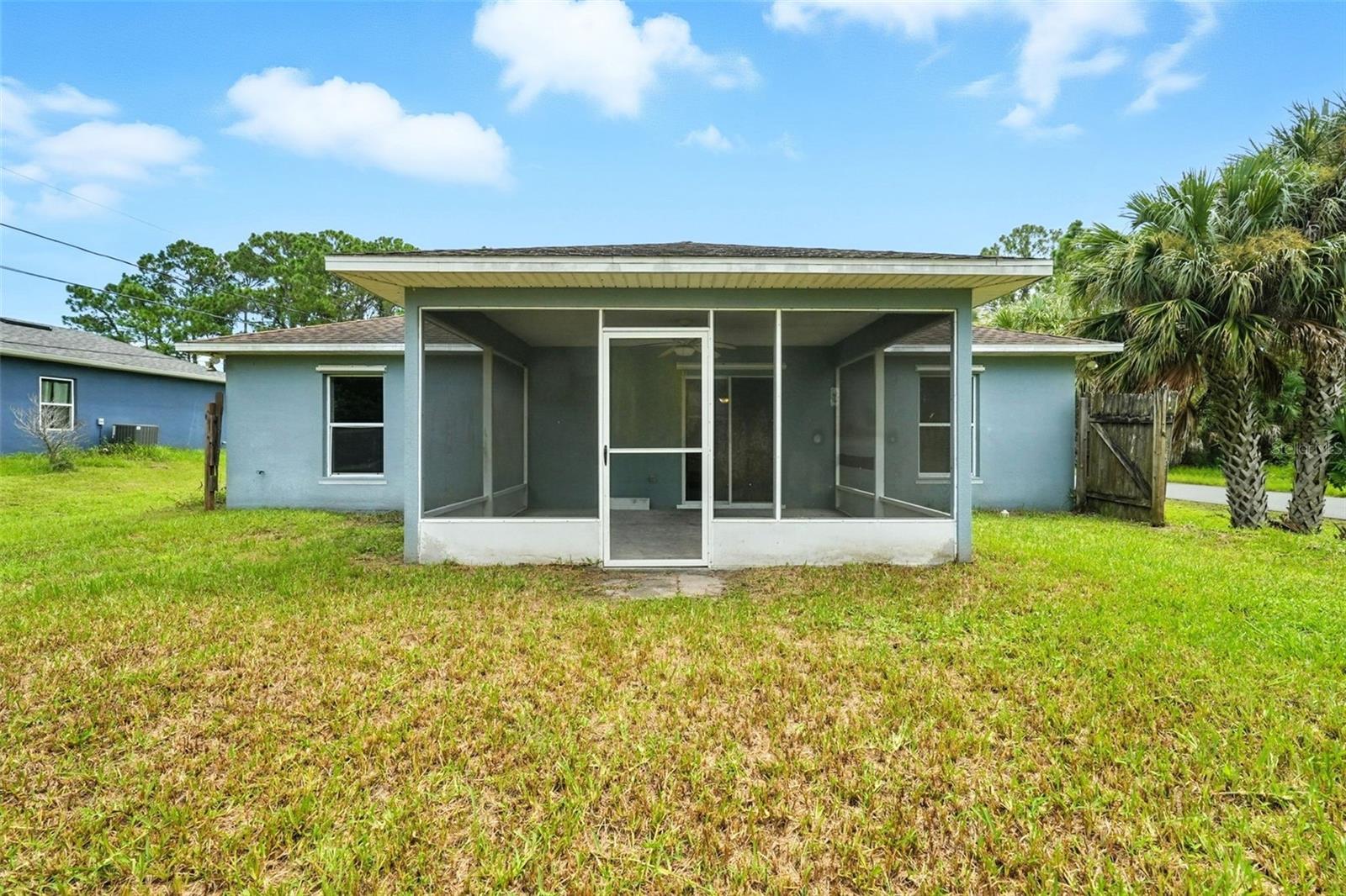 Image 43 of 49 For 202 Gordon Road Nw