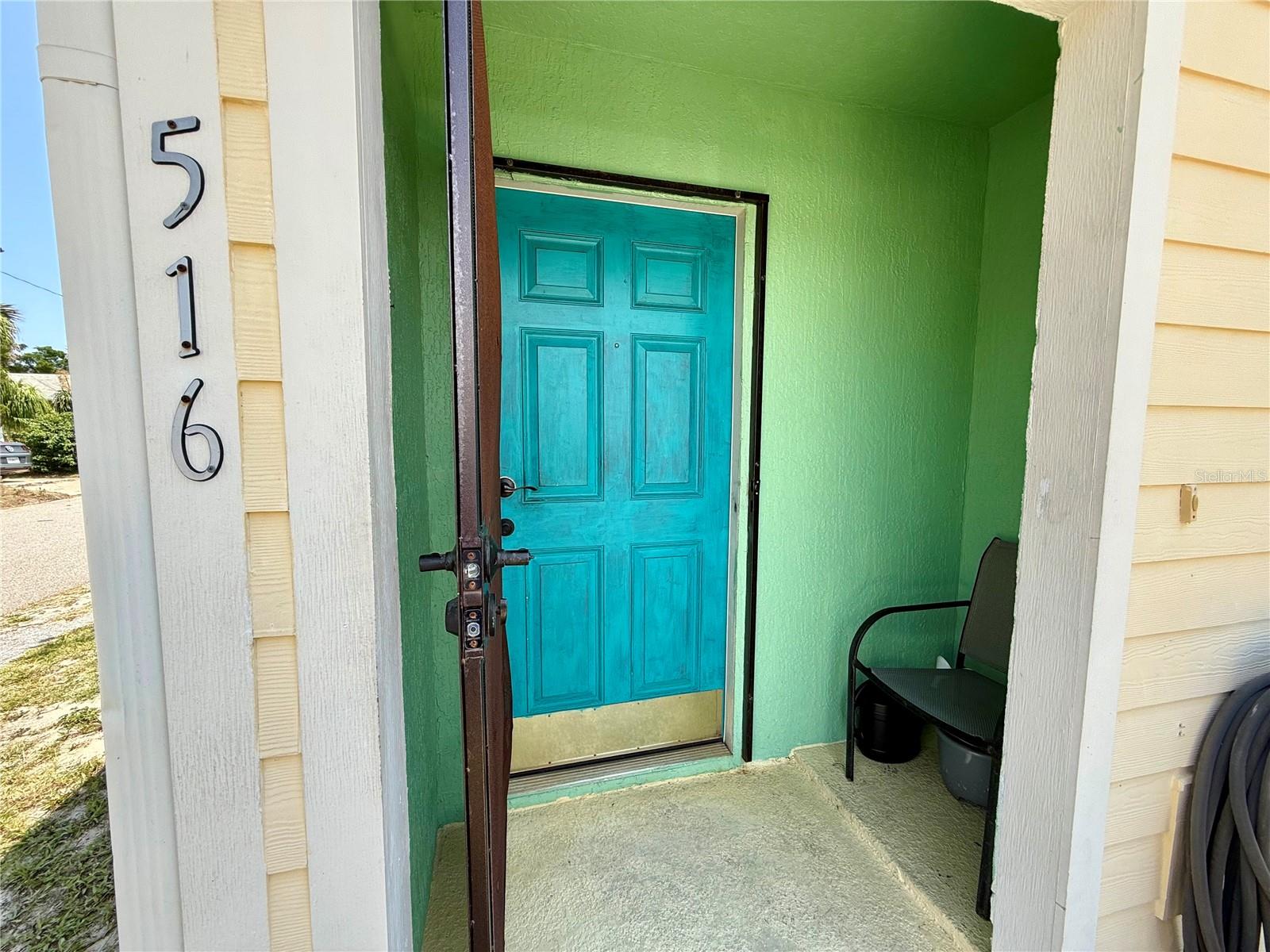 Image 27 of 70 For 516 Frances Terrace