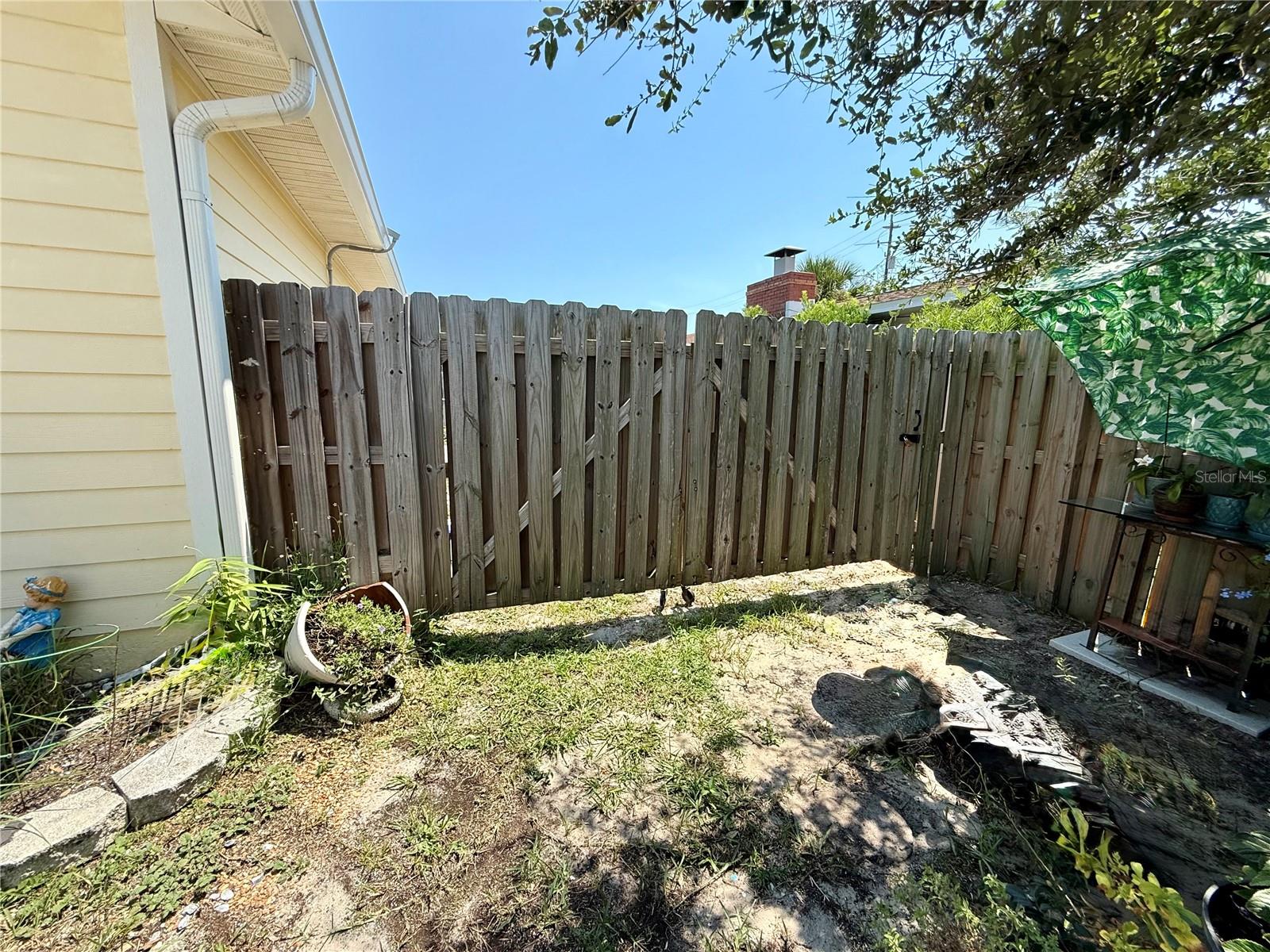 Image 30 of 70 For 516 Frances Terrace