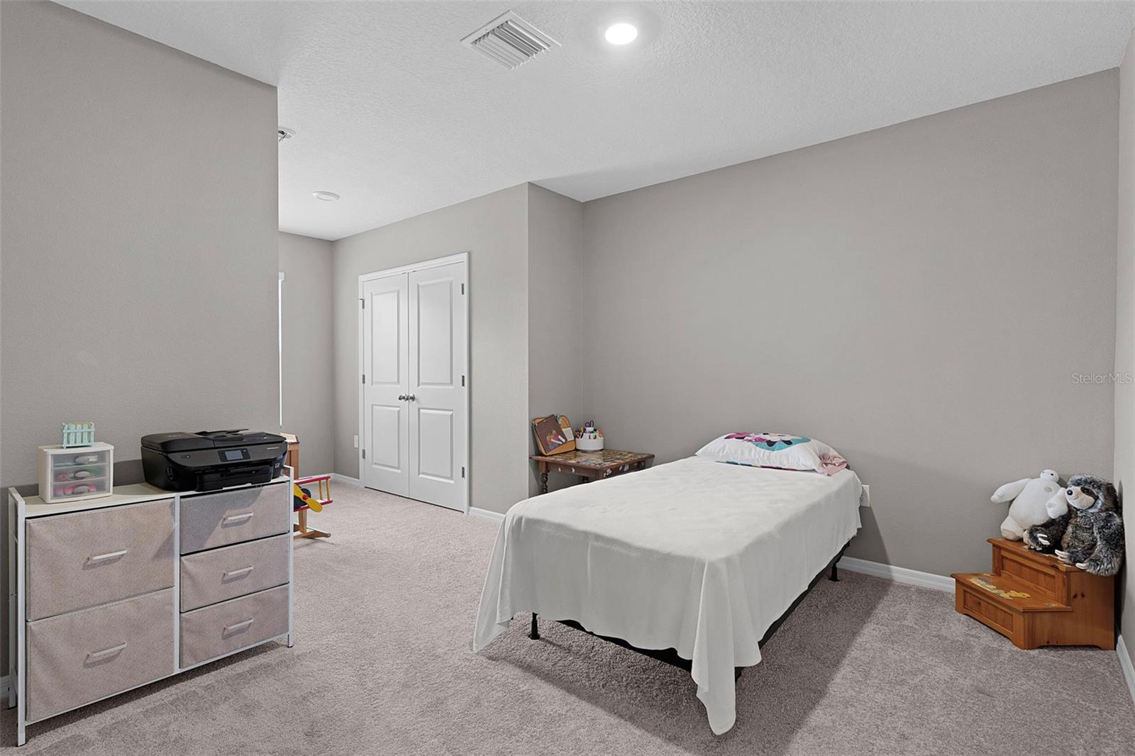 Image 22 of 30 For 5347 Pinecone Court