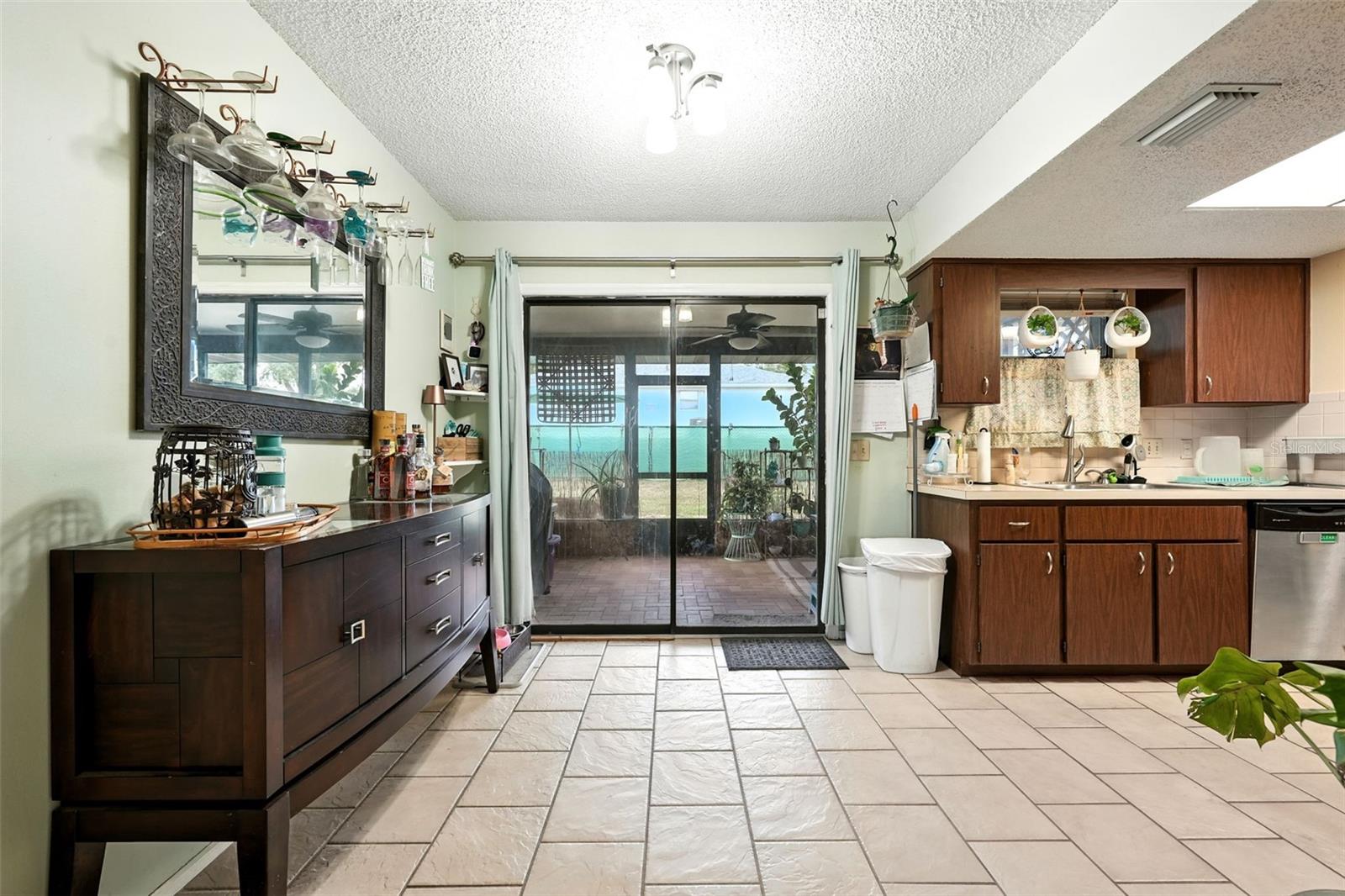 Image 19 of 38 For 12545 Glen Abbey Drive