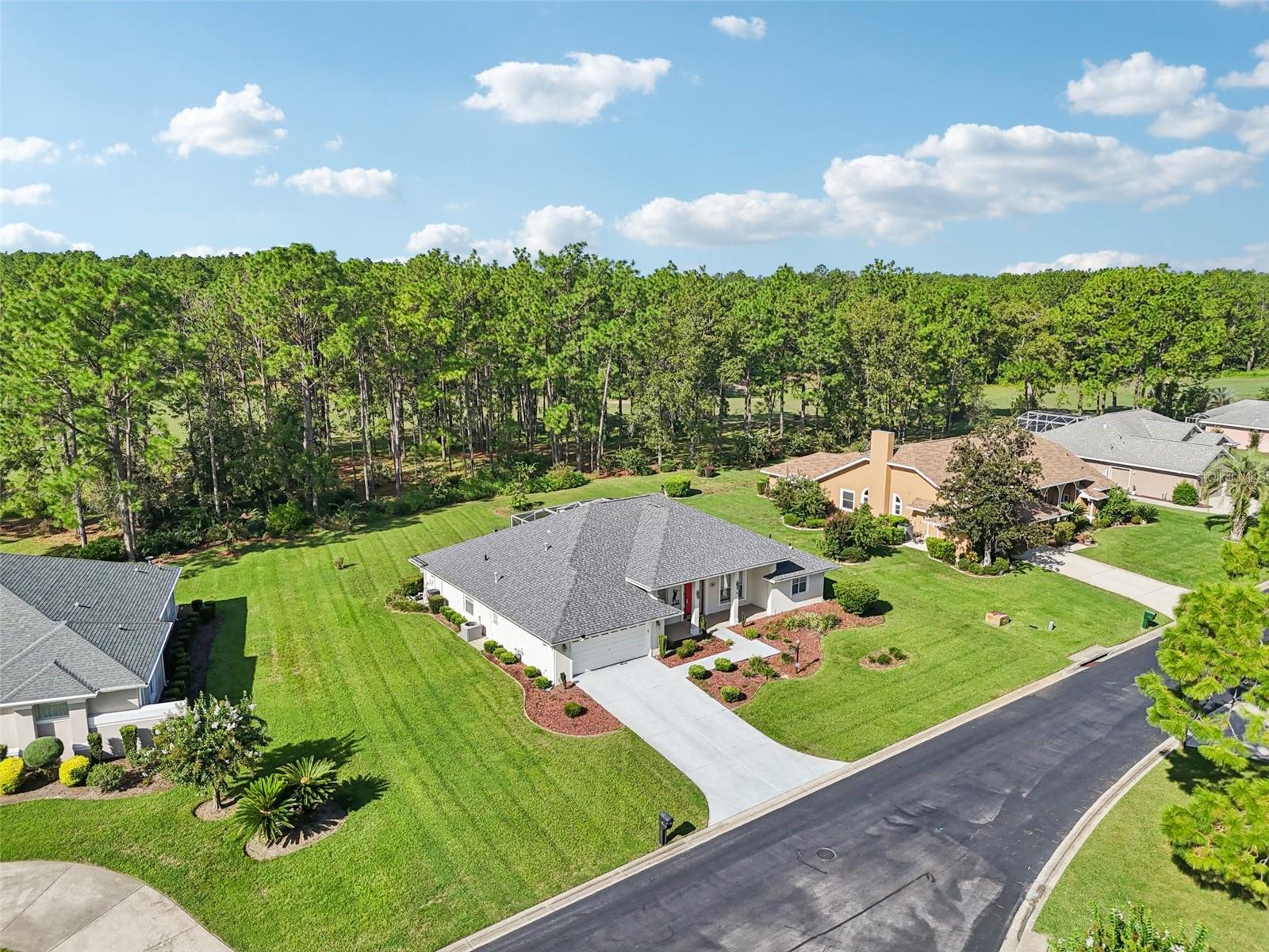 Image 43 of 51 For 31 Lake Diamond Boulevard