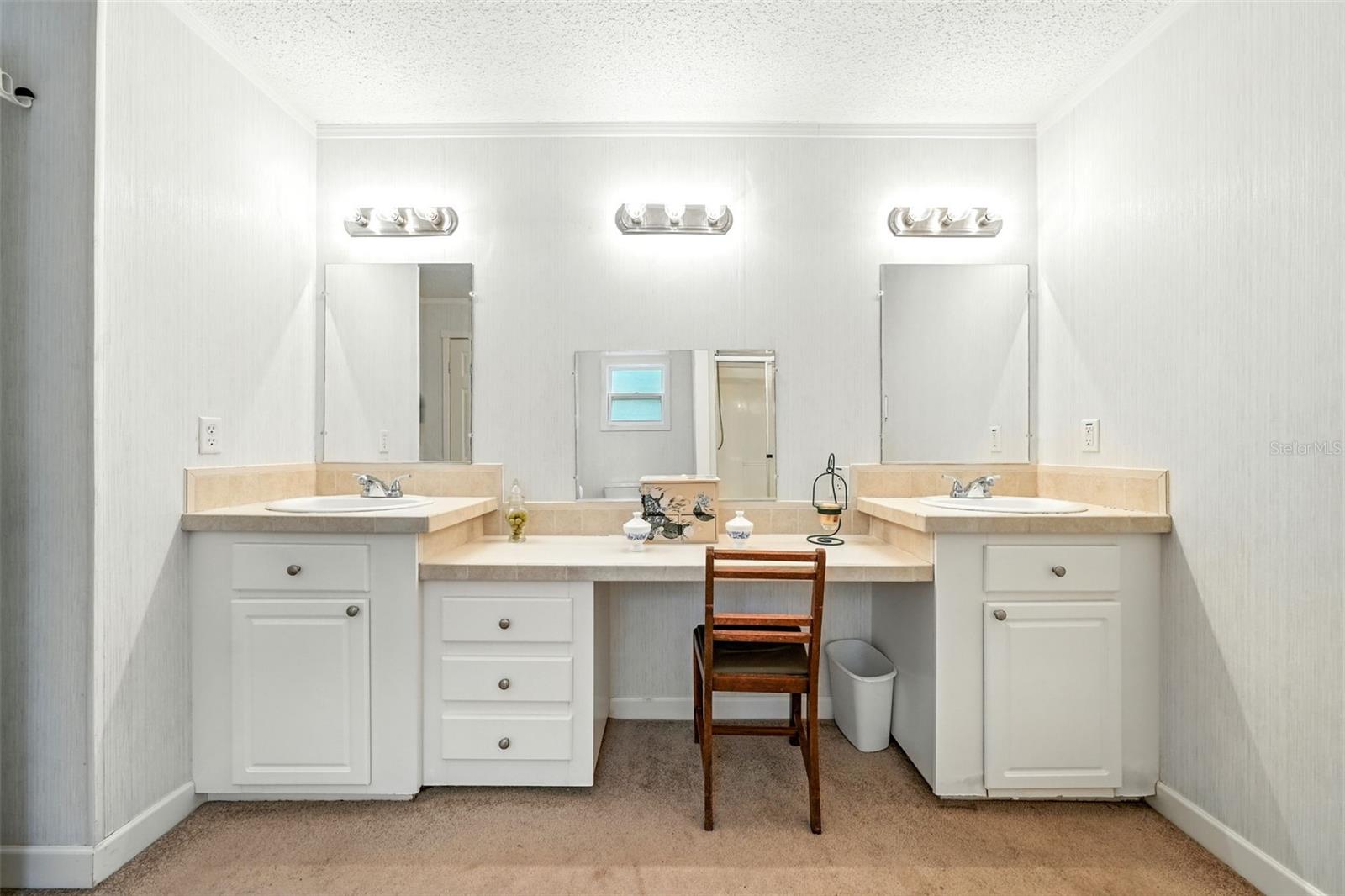 Image 30 of 52 For 11642 Martell Court