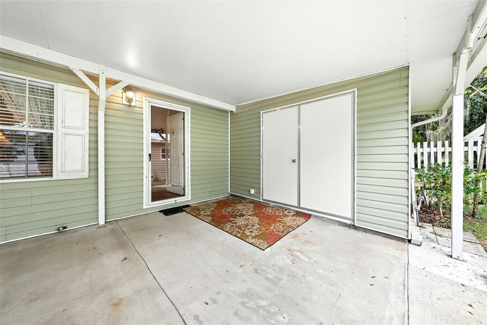 Image 42 of 52 For 11642 Martell Court