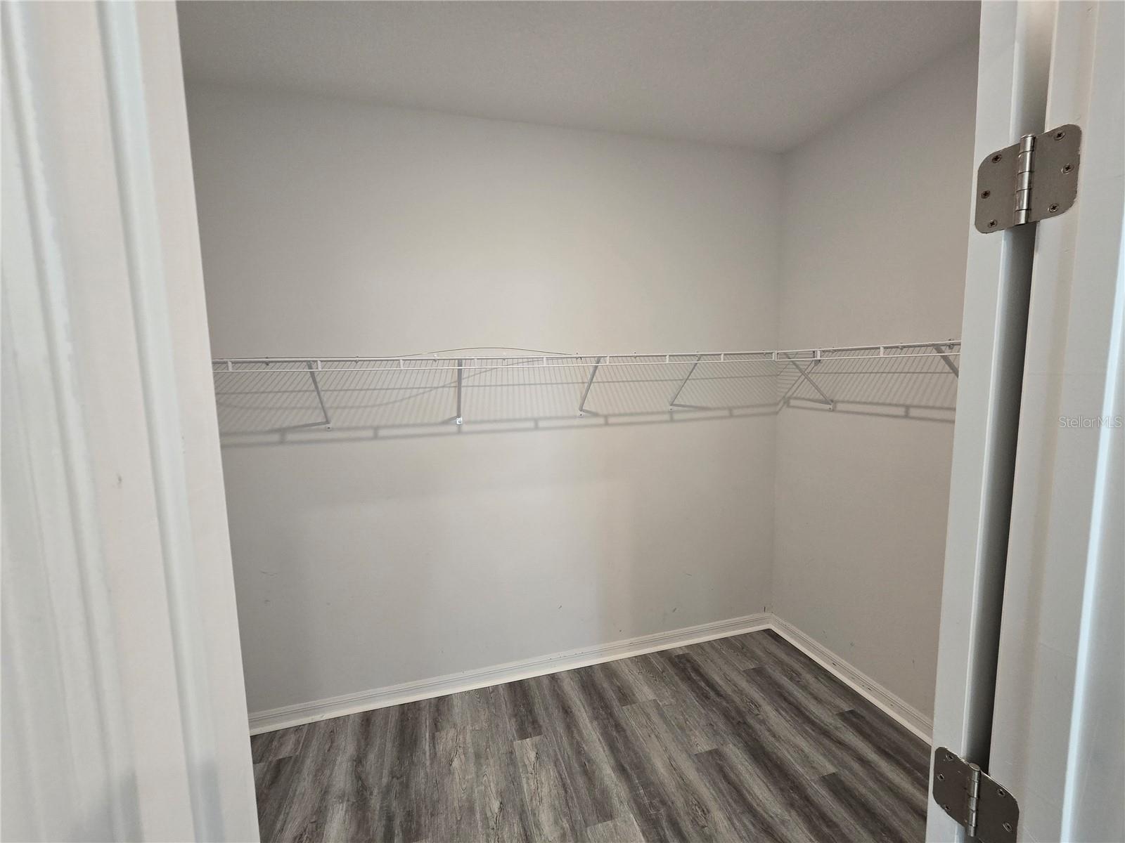 Image 7 of 13 For 29214 Armoyan Boulevard