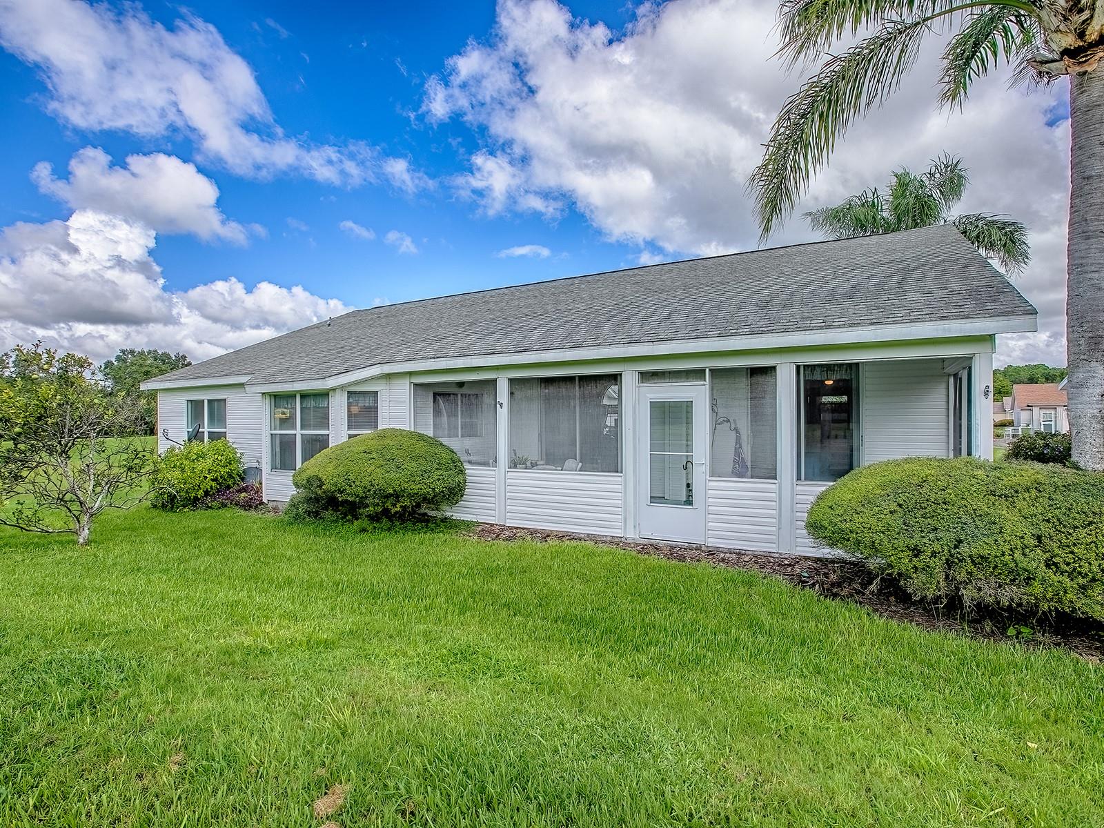 Image 36 of 61 For 25241 Lost Oak Circle