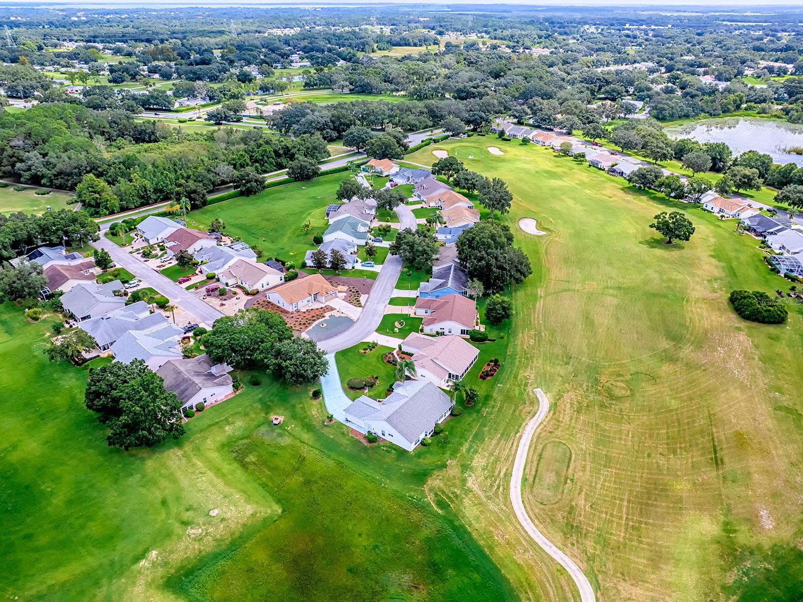 Image 47 of 61 For 25241 Lost Oak Circle
