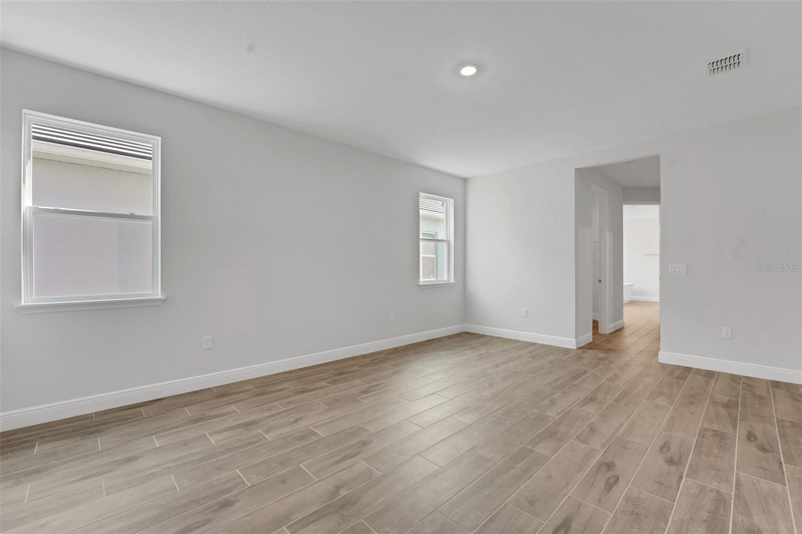 Image 17 of 55 For 14225 Crest Palm Avenue