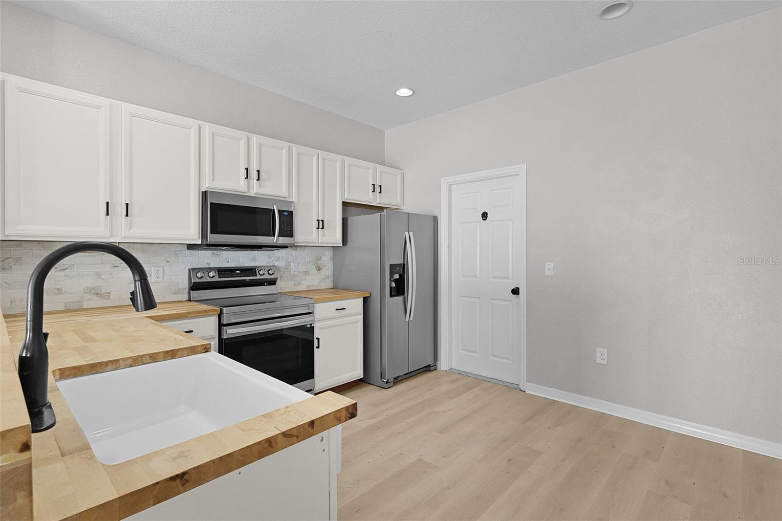 Image 12 of 28 For 4908 123rd Lane
