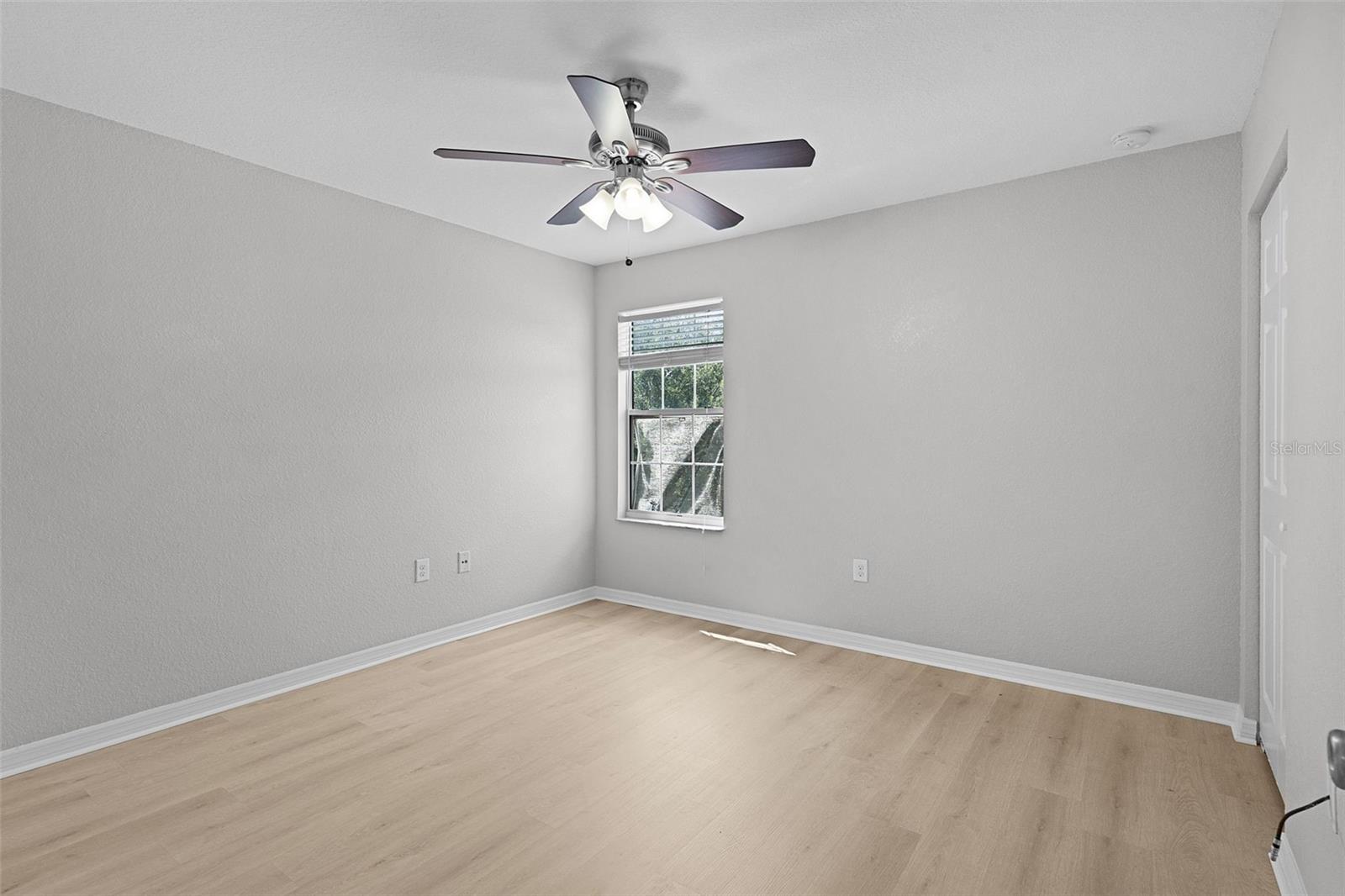 Image 16 of 28 For 4908 123rd Lane