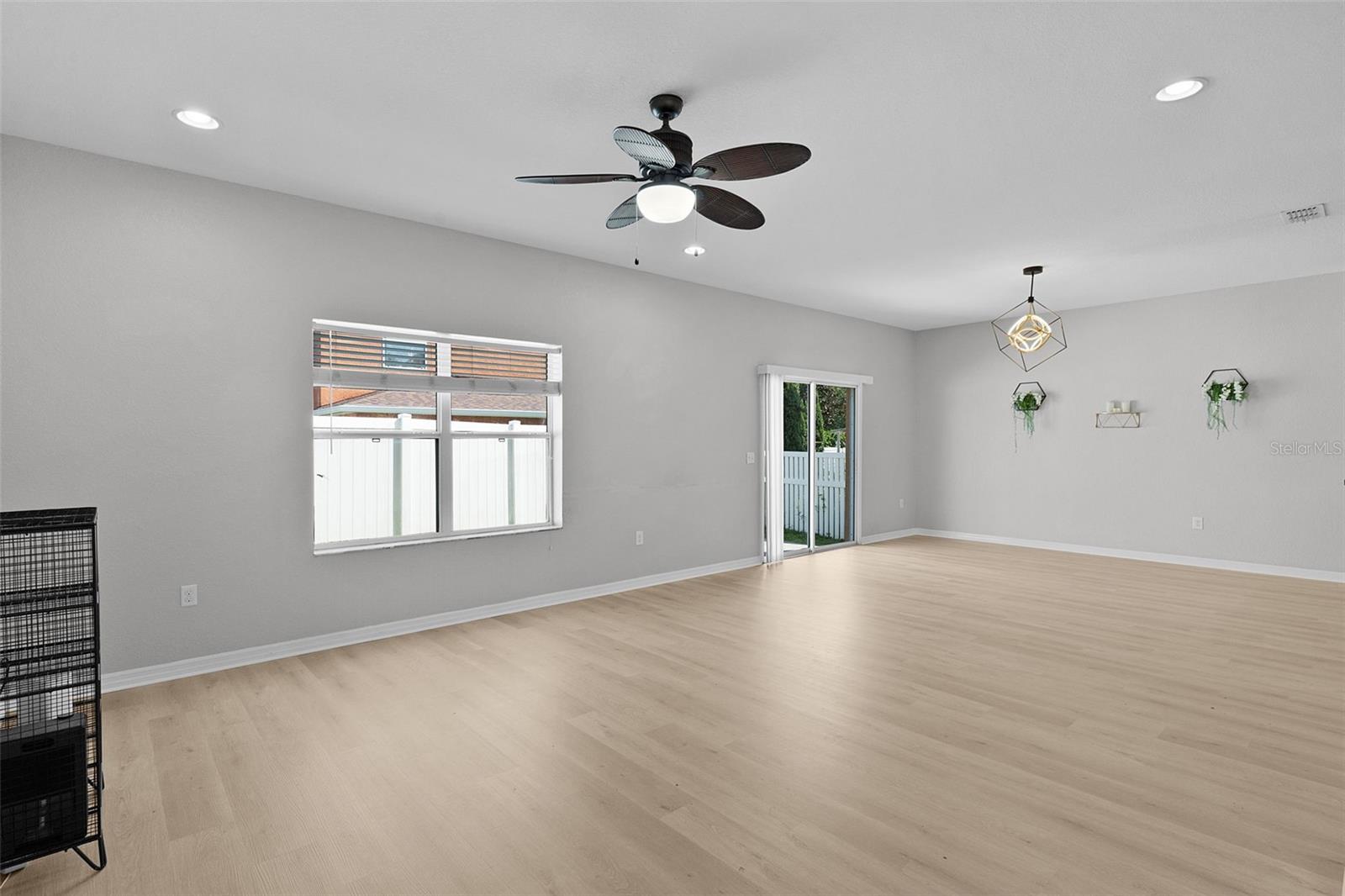 Image 6 of 28 For 4908 123rd Lane