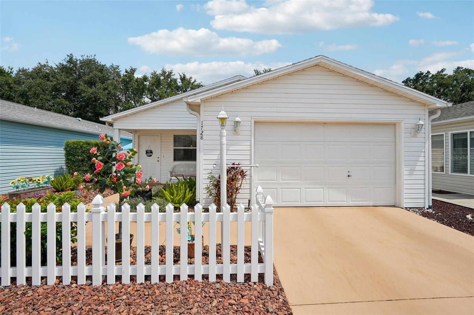 Image 2 of 31 For 1728 Morelos Road