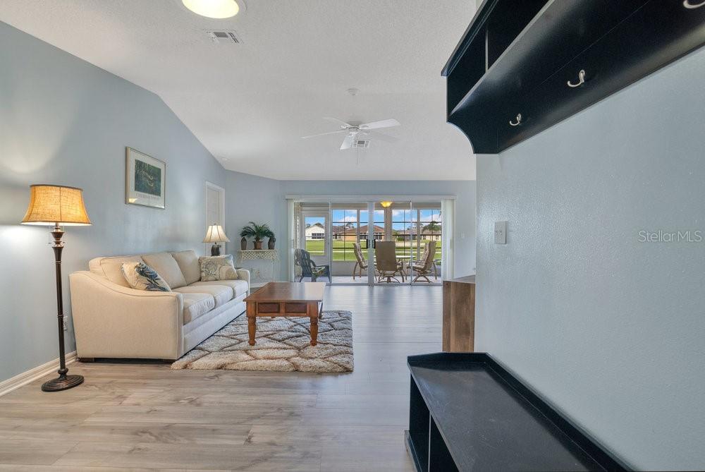 Image 4 of 40 For 32901 Timberwood Dr