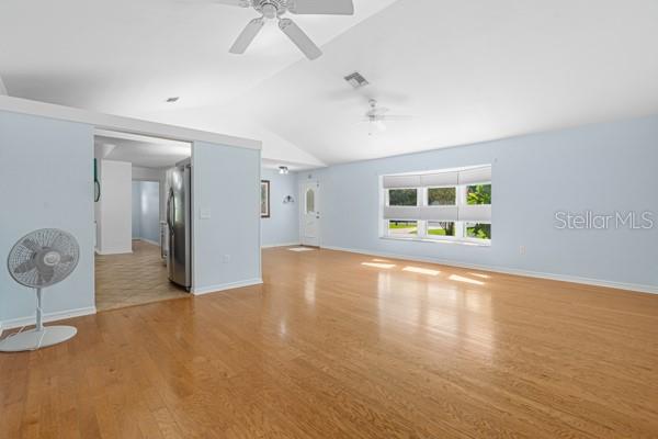 Image 22 of 49 For 143 Timber Lane