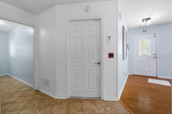 Image 31 of 49 For 143 Timber Lane