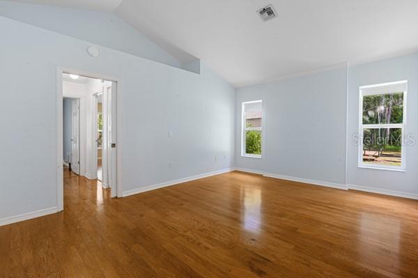 Image 37 of 49 For 143 Timber Lane