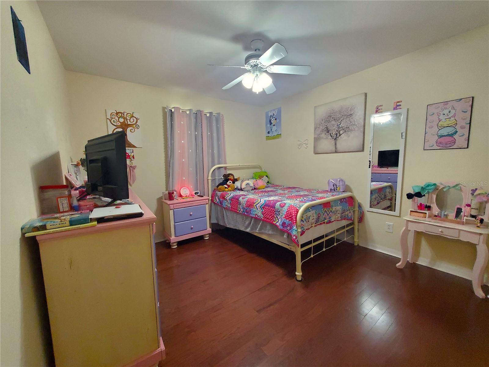 Image 23 of 54 For 13599 51st Terrace