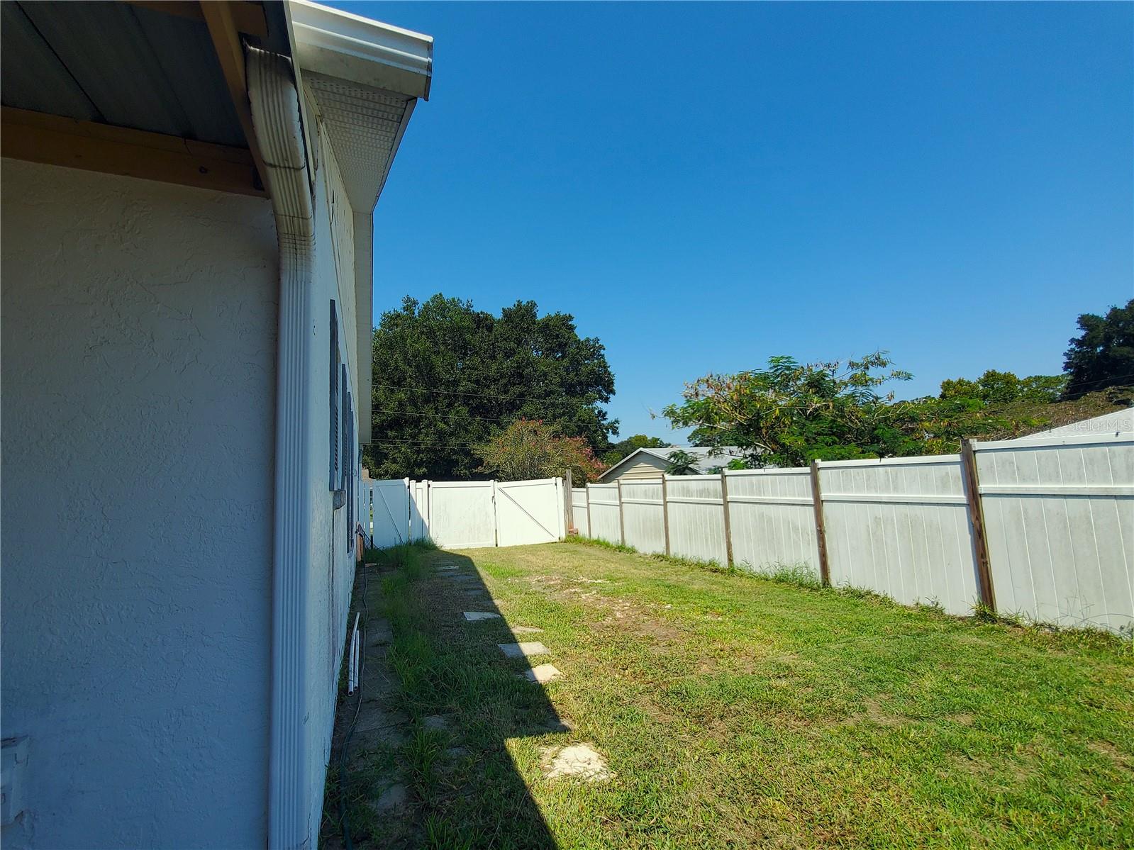 Image 3 of 54 For 13599 51st Terrace
