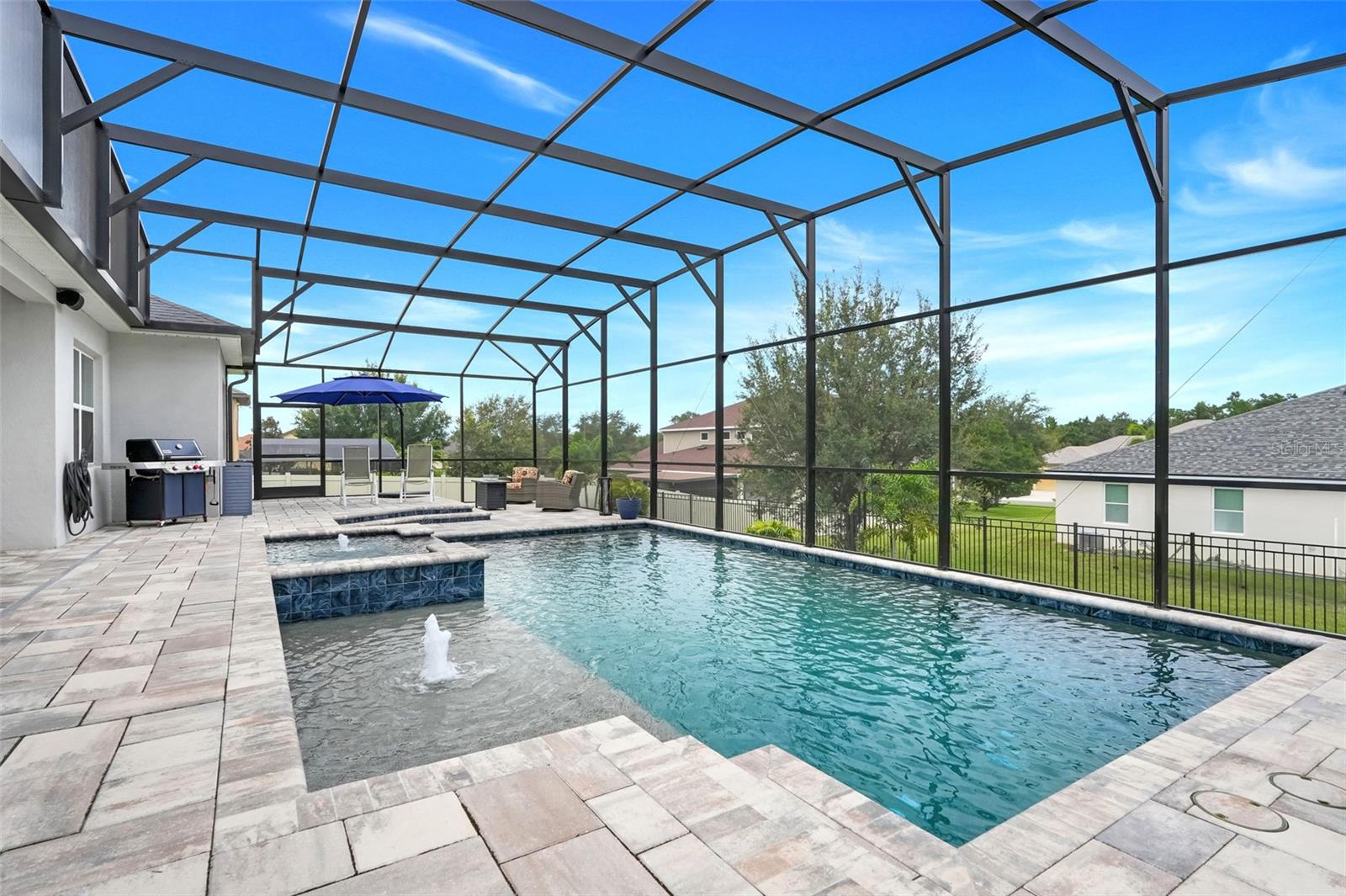 Image 36 of 53 For 9828 Royal Vista Avenue