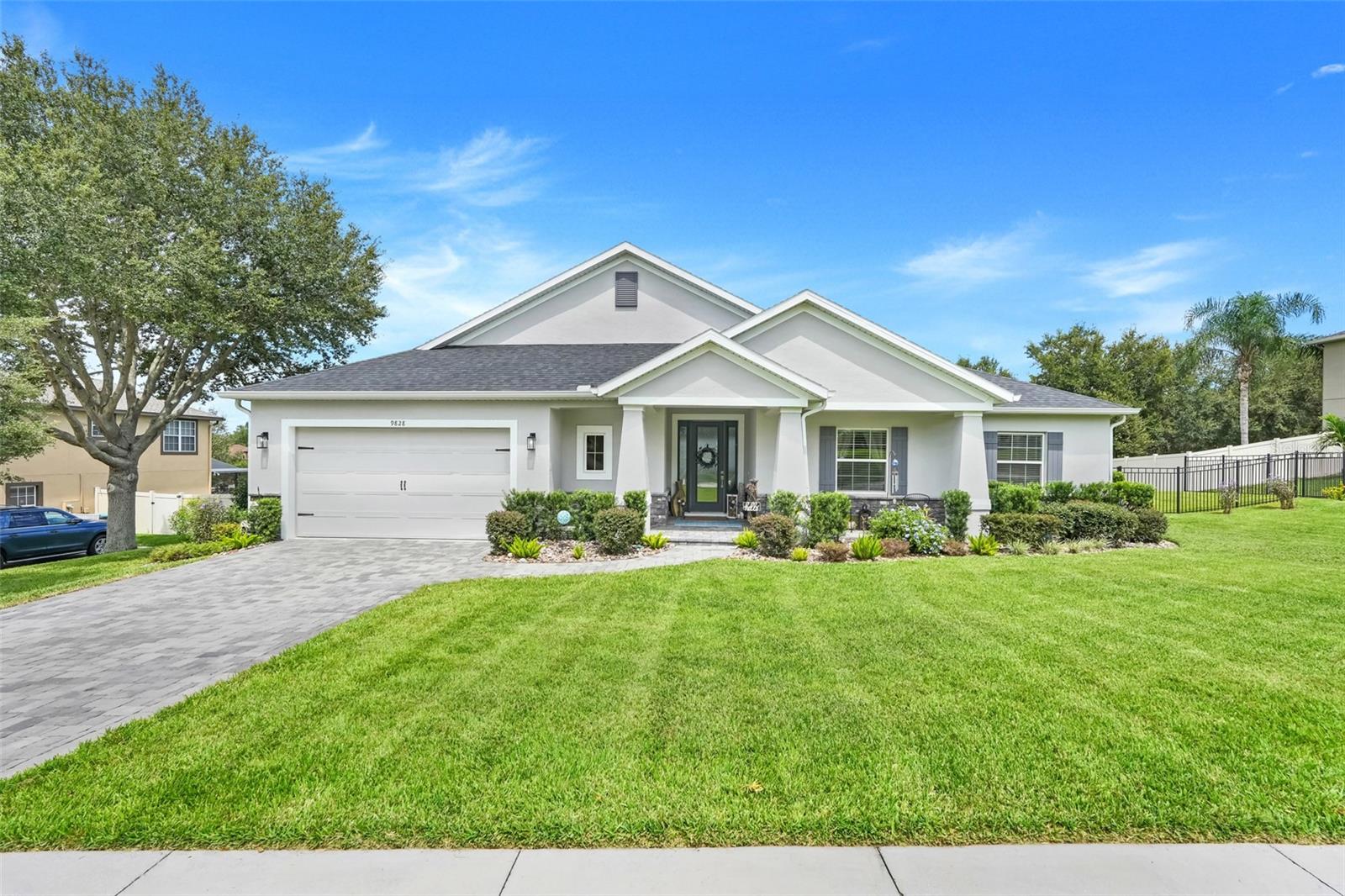 Image 4 of 53 For 9828 Royal Vista Avenue