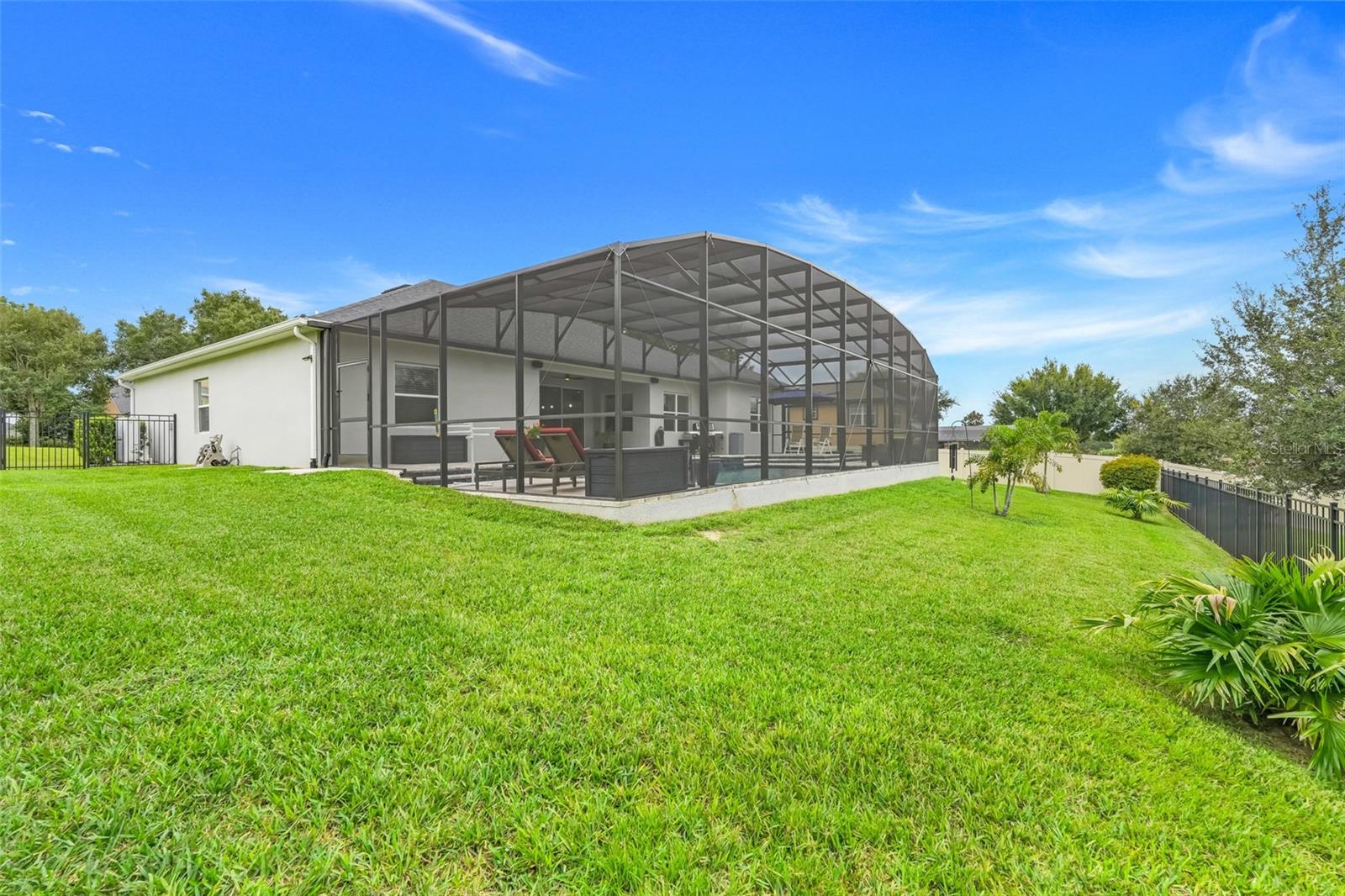 Image 41 of 53 For 9828 Royal Vista Avenue