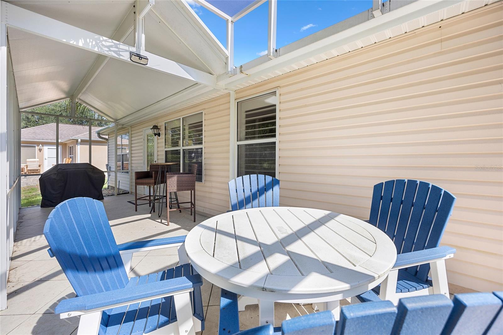 Image 25 of 32 For 913 Soledad Way