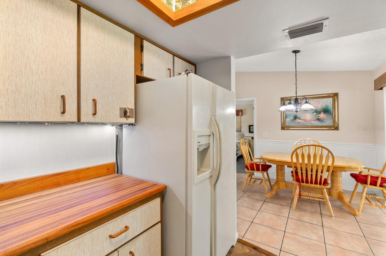 Image 12 of 46 For 35518 Cedar Lane