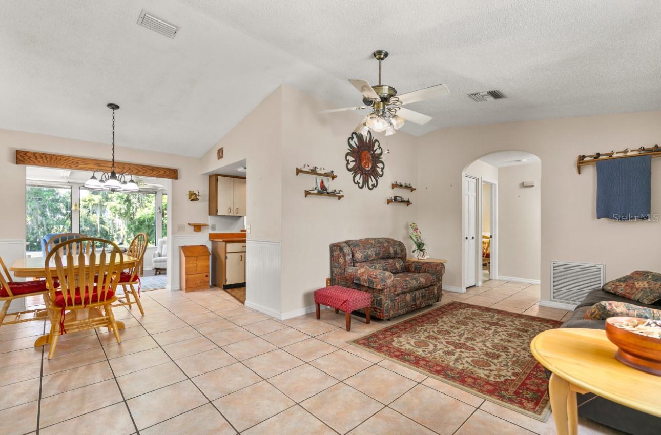 Image 6 of 46 For 35518 Cedar Lane