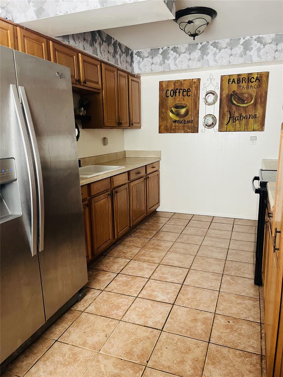 Image 12 of 31 For 883 10th Street