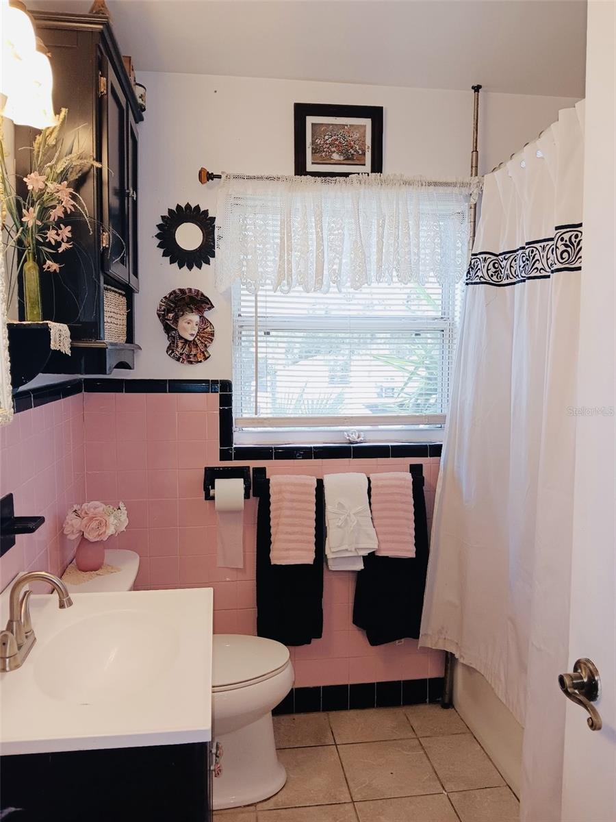Image 4 of 31 For 883 10th Street