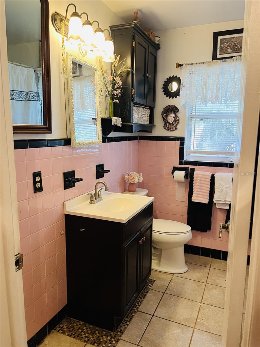 Image 7 of 31 For 883 10th Street