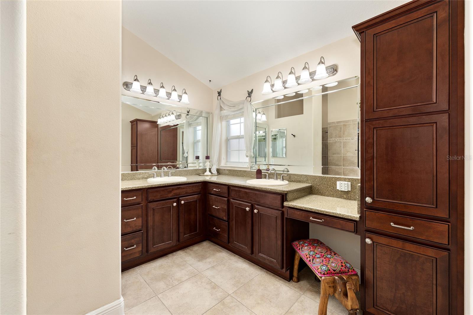 Image 39 of 64 For 2361 India Hook Terrace