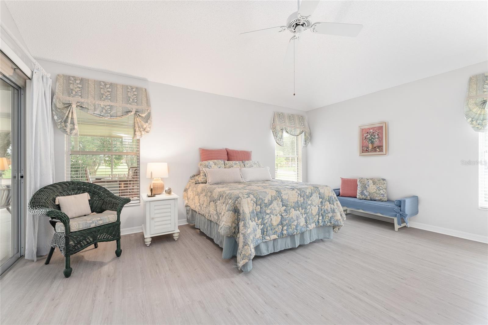 Image 18 of 52 For 1952 Palo Alto Avenue