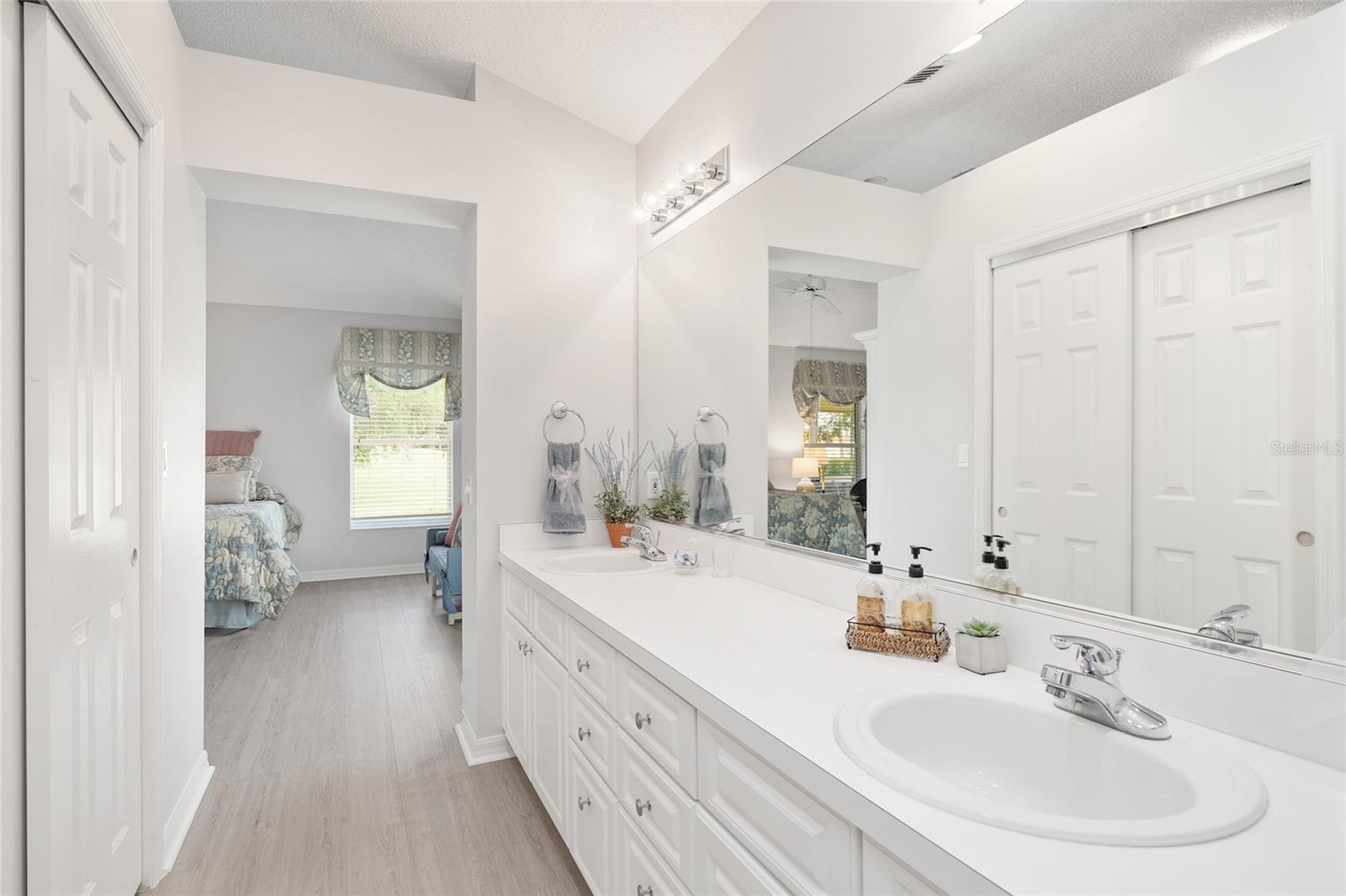 Image 21 of 52 For 1952 Palo Alto Avenue