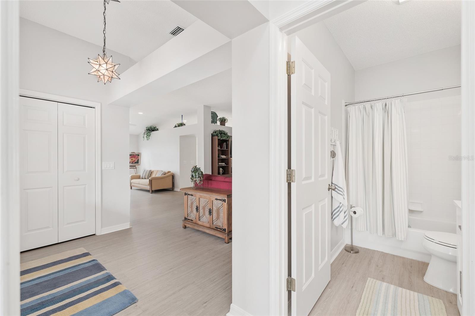 Image 26 of 52 For 1952 Palo Alto Avenue