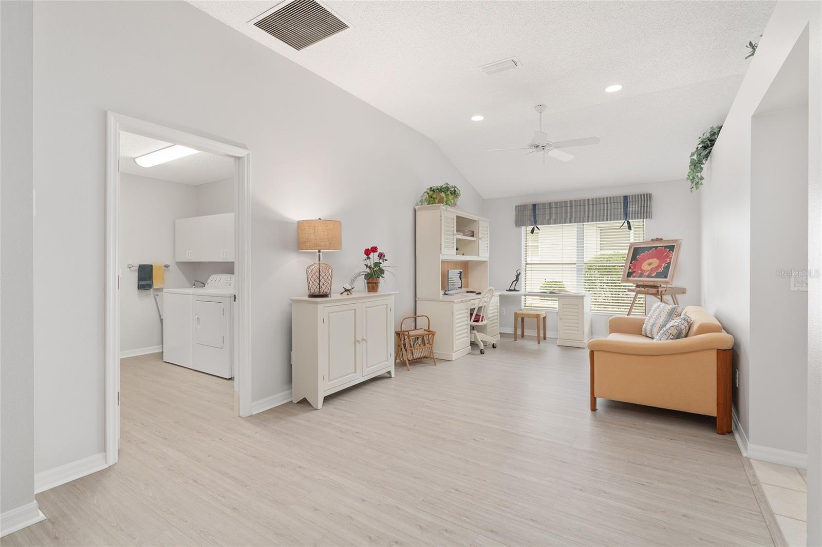 Image 6 of 52 For 1952 Palo Alto Avenue