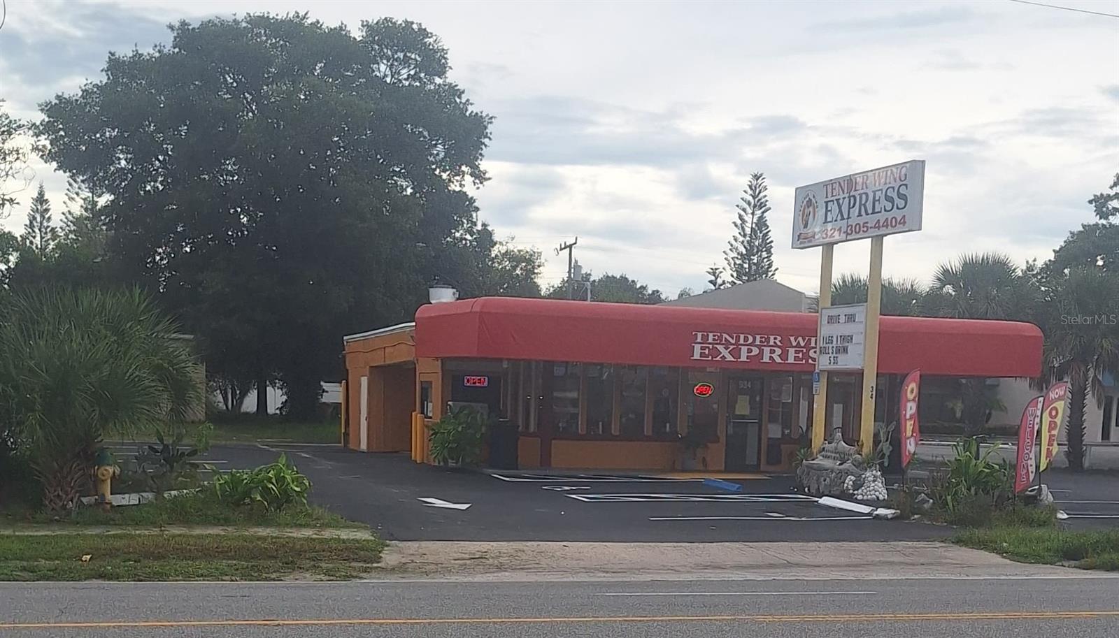 Image 2 of 6 For 934 Dixon Boulevard