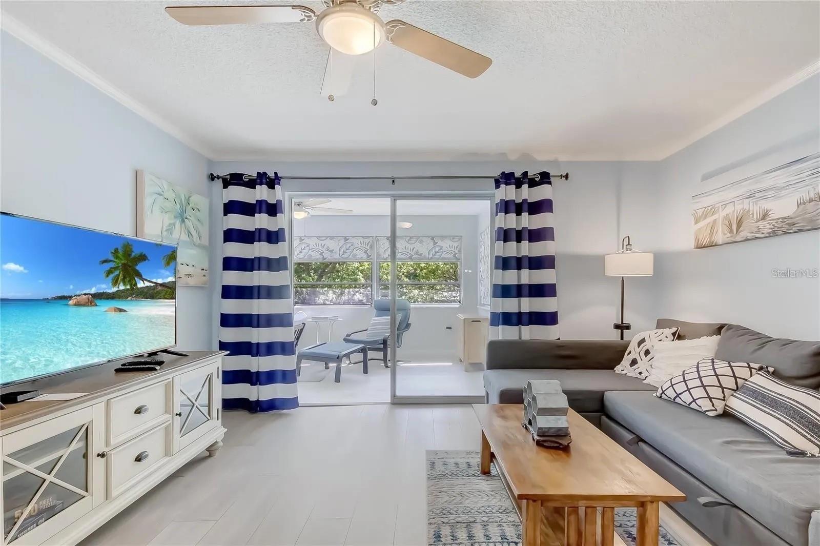 Image 3 of 38 For 5242 Opal Lane 203