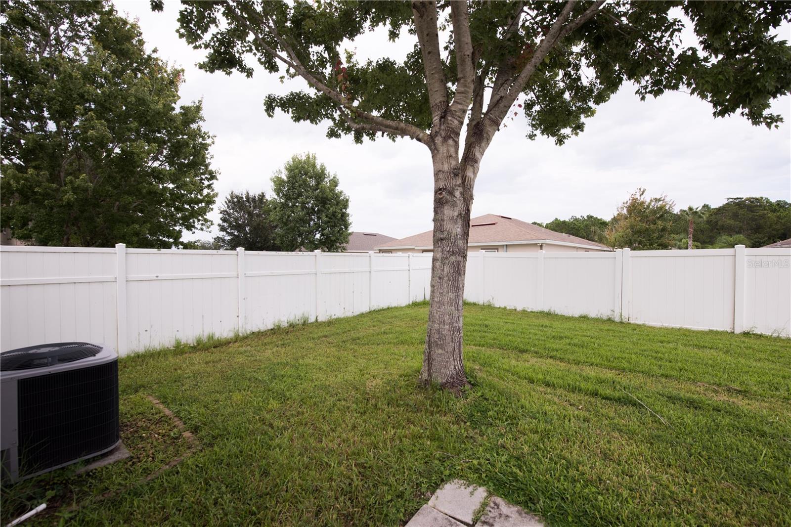 Image 21 of 25 For 5339 Peach Blossom Boulevard