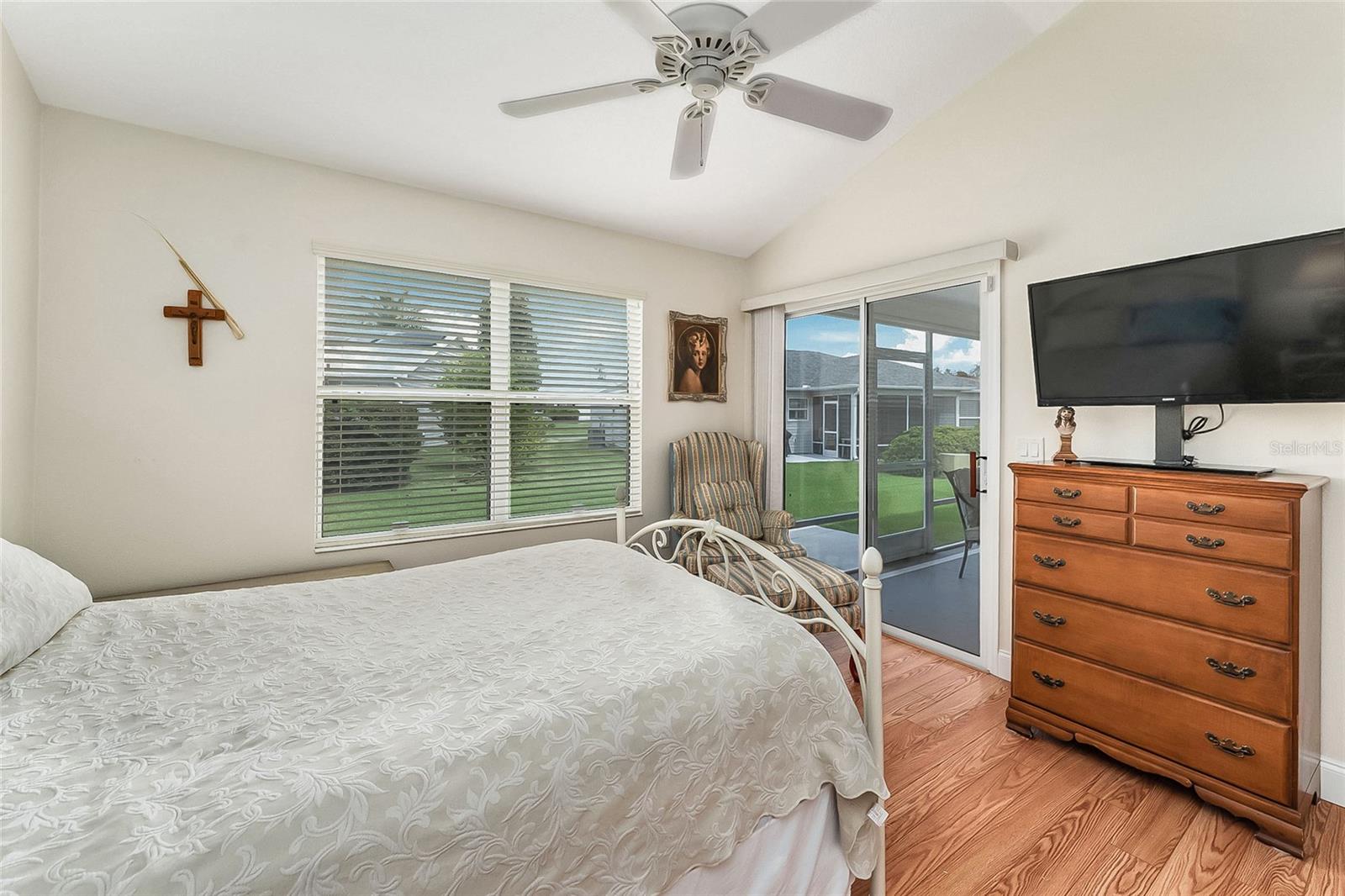 Image 32 of 47 For 1553 Gumwood Drive