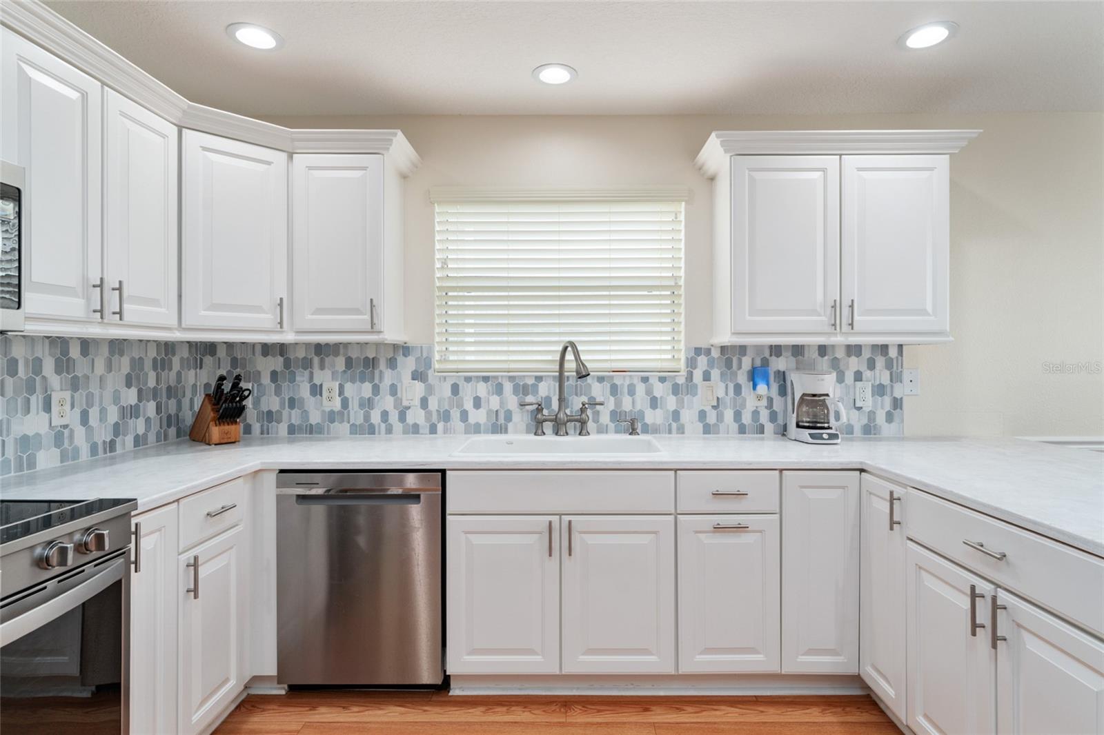 Image 9 of 47 For 1553 Gumwood Drive