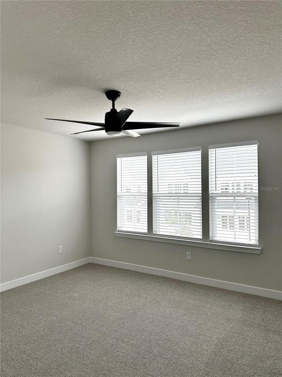 Image 15 of 29 For 674 Four Leaf Avenue