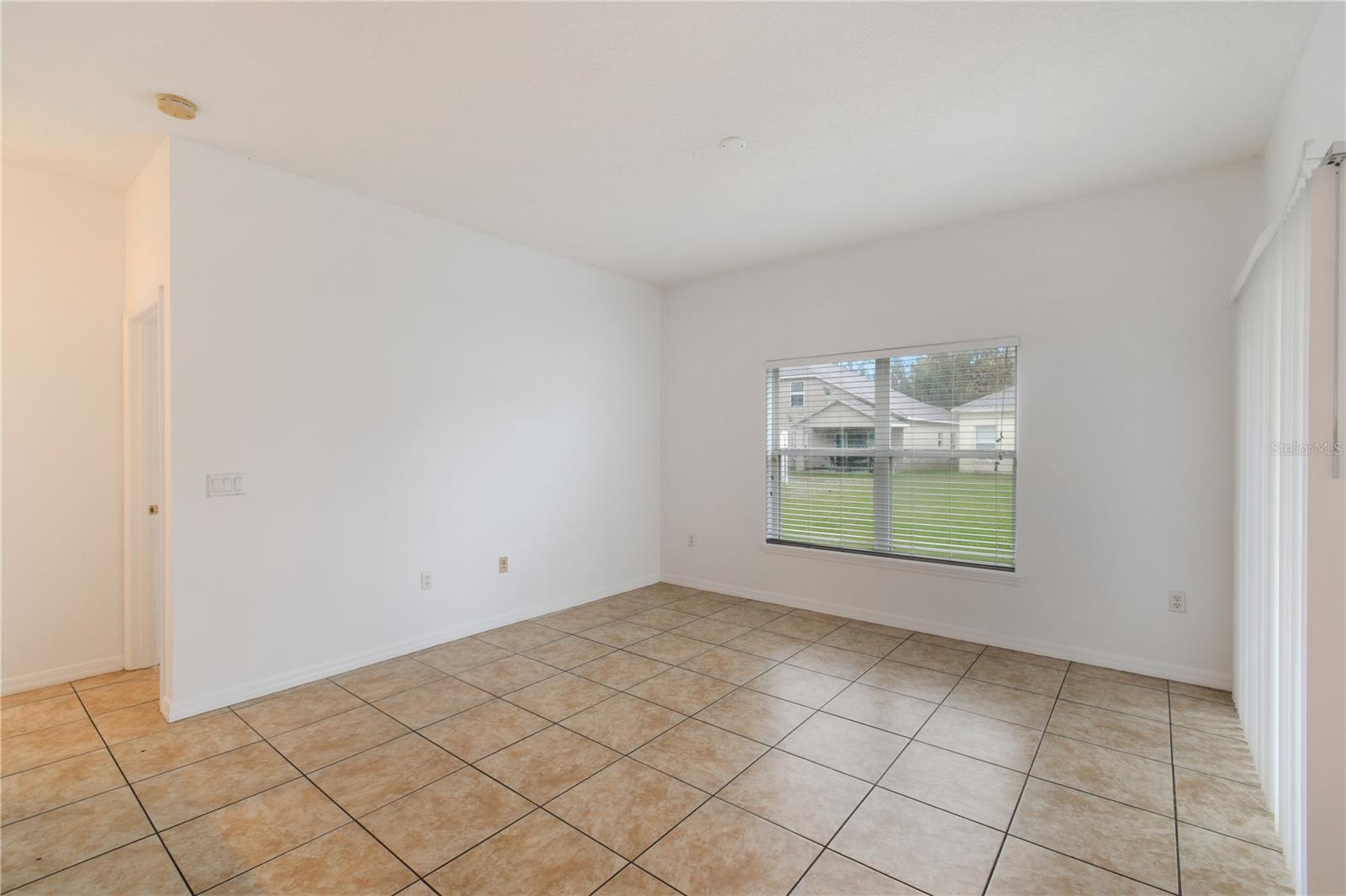 Image 16 of 25 For 4306 Hidden Meadow Drive