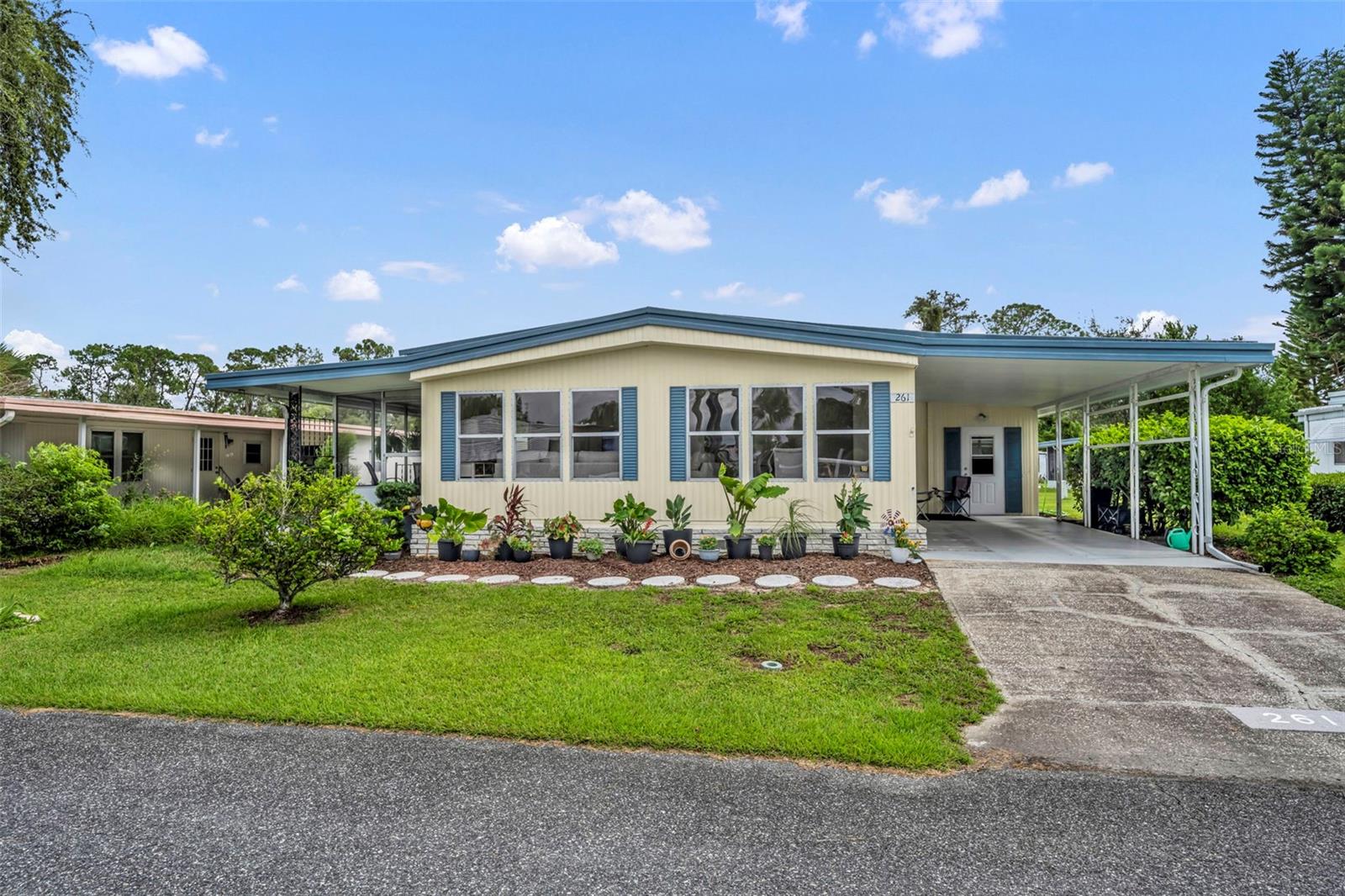 Image 2 of 53 For 261 Kelou Court