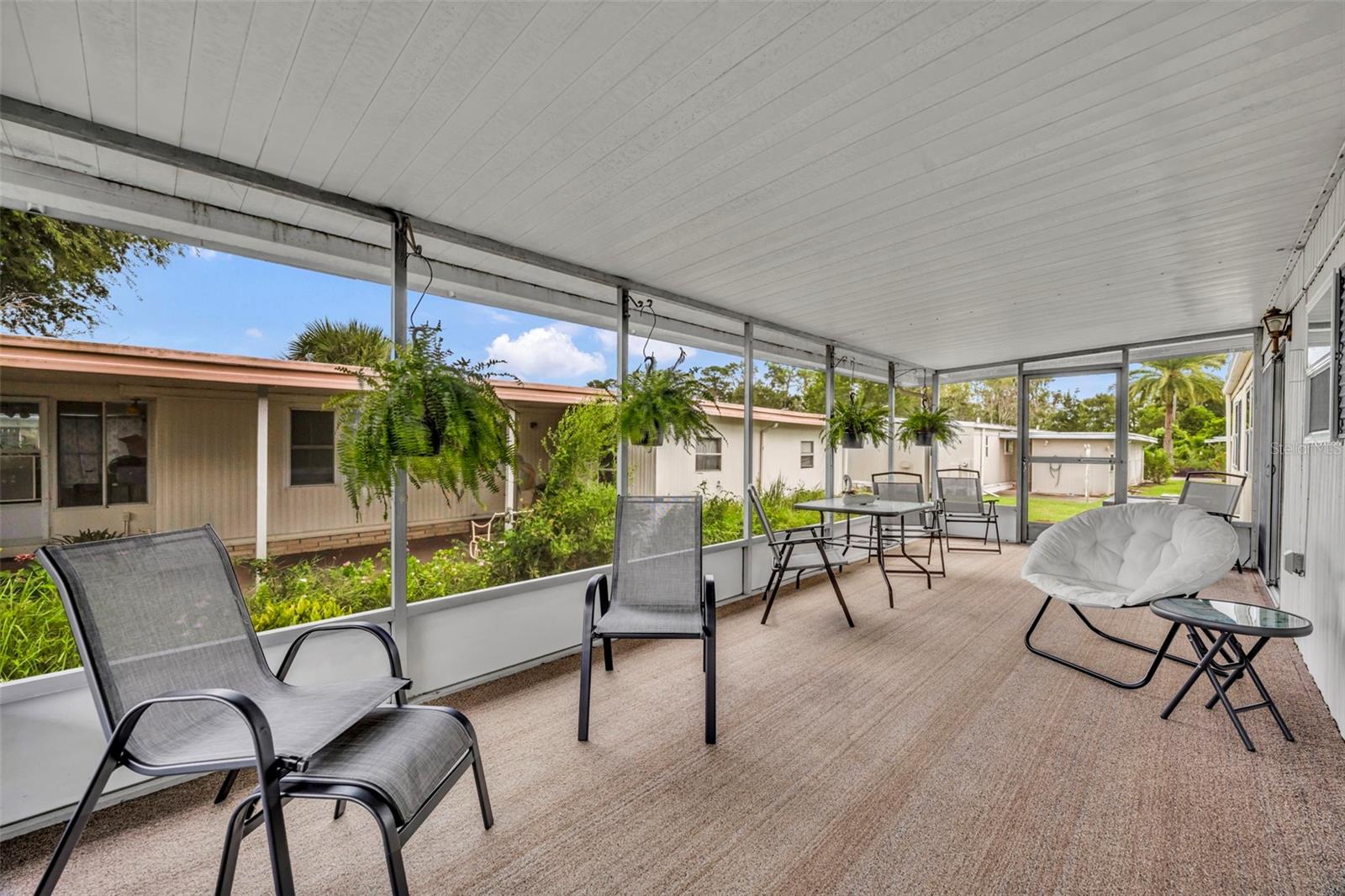 Image 30 of 53 For 261 Kelou Court
