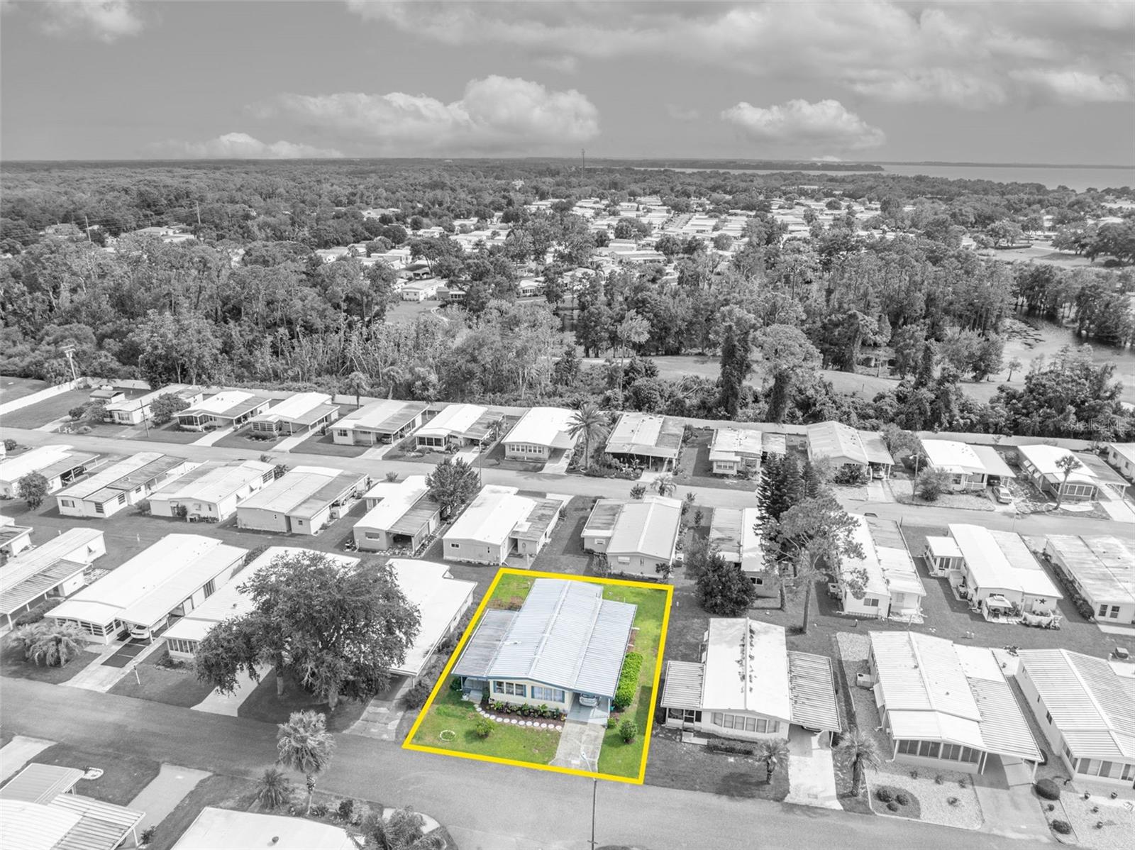 Image 43 of 53 For 261 Kelou Court