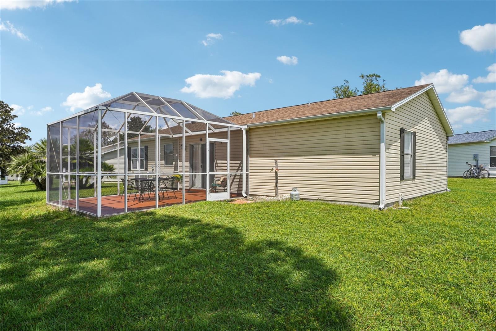 Image 29 of 43 For 1410 Sanchez Court