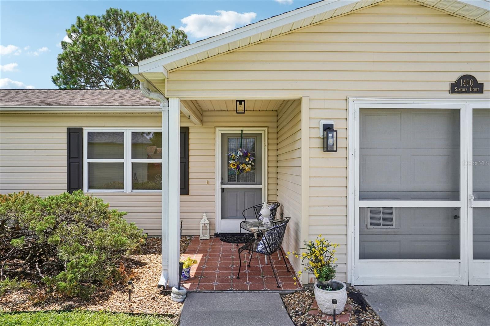 Image 4 of 43 For 1410 Sanchez Court