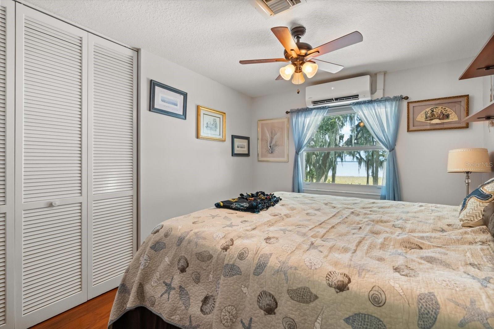 Image 19 of 50 For 35215 Harbor Shores Road
